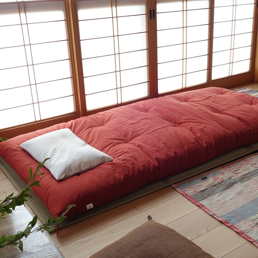 GOTS Certified Japanese Futon Mattress, Artisan Handmade (Fabric: Organic Cotton, Filling: Organic Cotton 100%) Kuriume Red