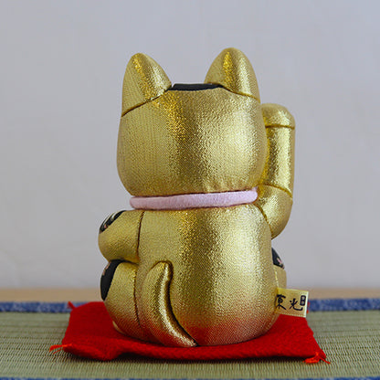 Japanese Maneki Neko Beckoning Cat Kimekomi
