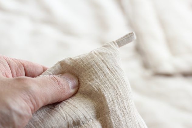 All Linen Quilt, (Fabric: Linen 100%, Filling: Linen 100% )  Single size
