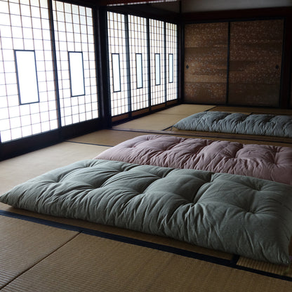 Japanese Futon Mattress, Artisan Handmade (Fabric: Kanoko Pattern Filling: Organic Cotton 100%)