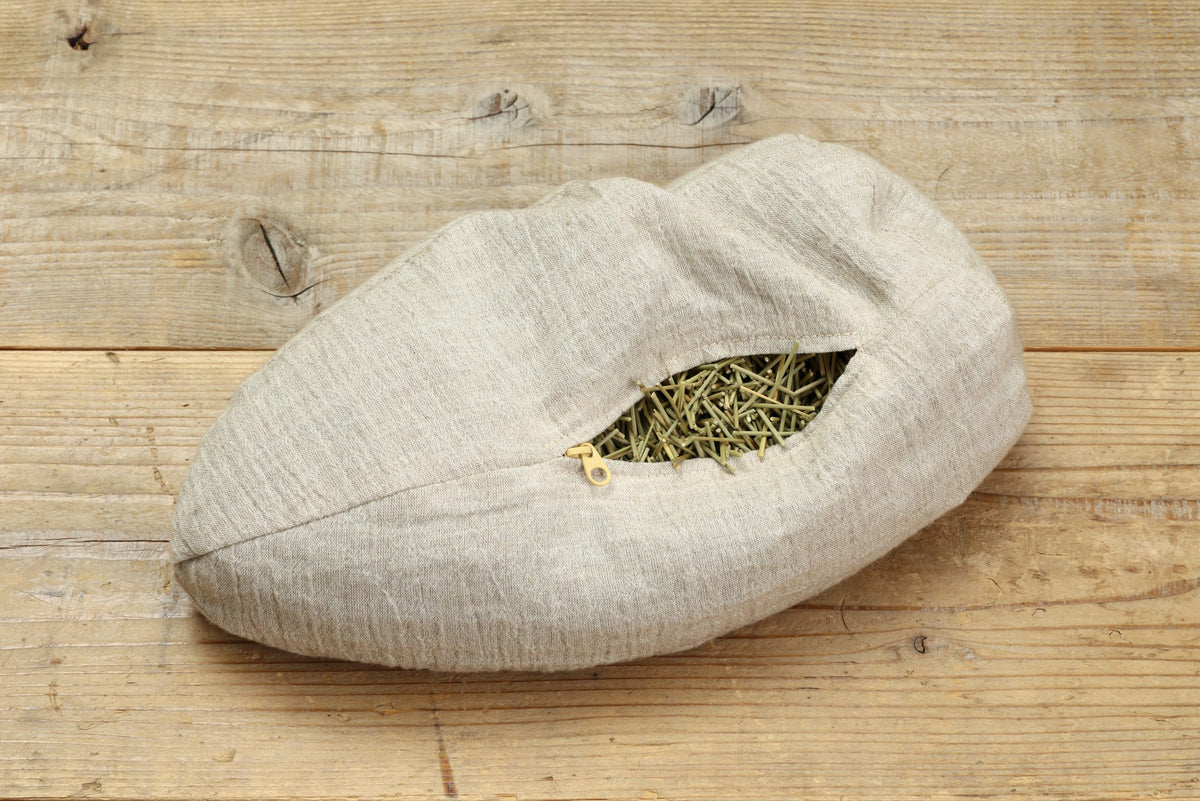 KUMIHIMO Travel Neck Pillow - MUSUBI -  Adjustable 4-Chamber Natural Design