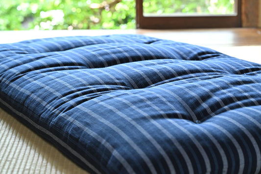 Japanese Futon Mattress Made by Craftsmen (Fabric: Enshu Weave Cotton Shima Stripes Pattern, Filling: Organic Cotton 100%)