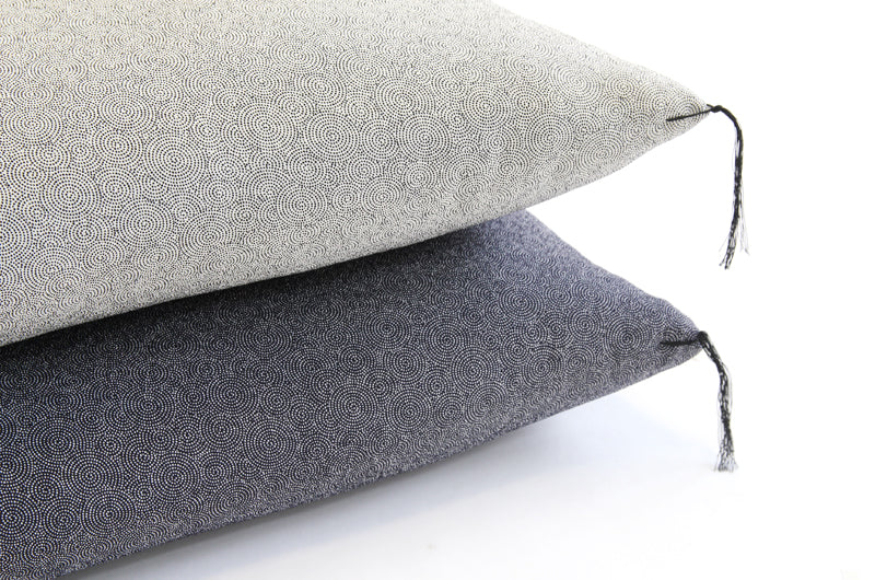 Zabuton Cushion – Edo Komon Uzumaki – Meisen size
