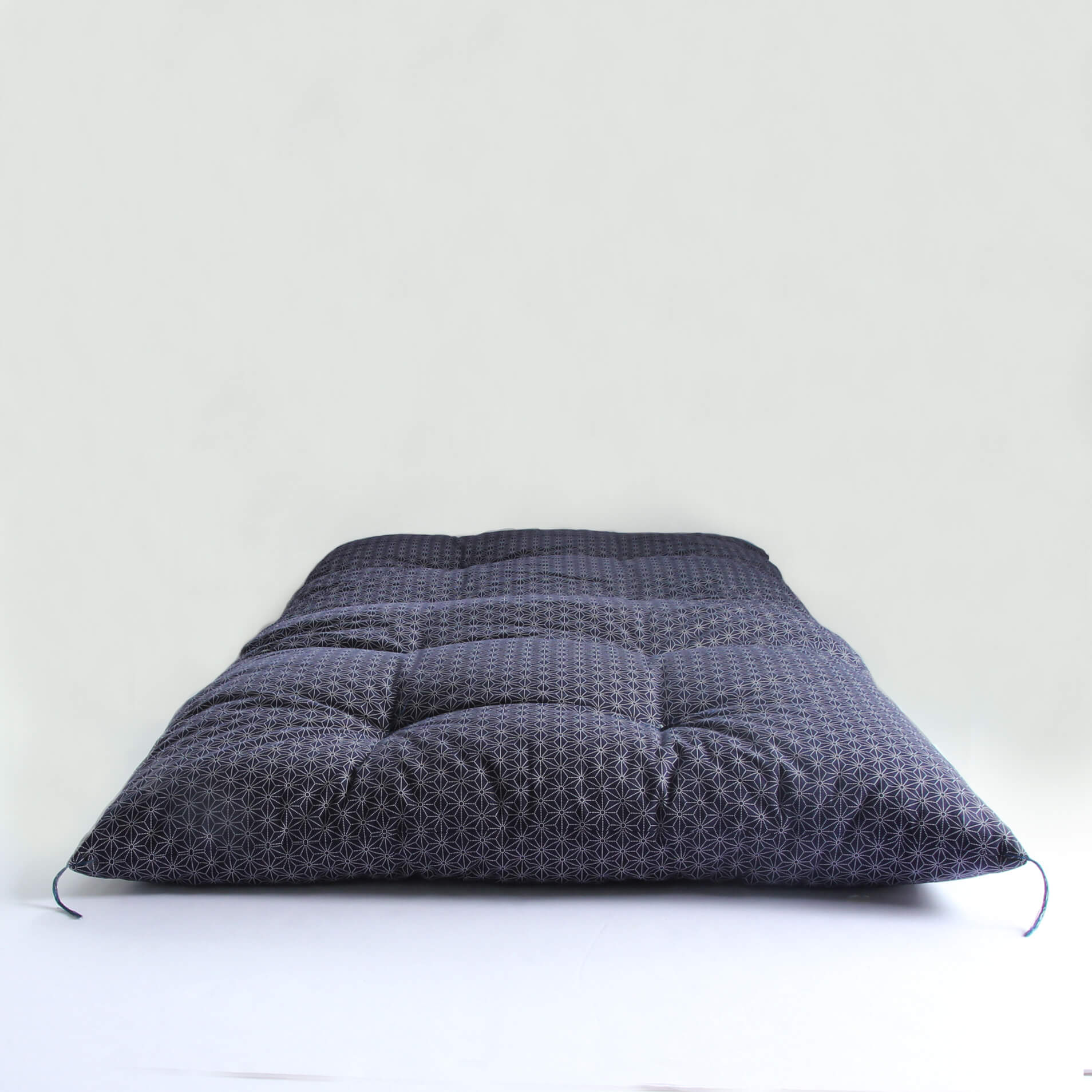 Japanese Futon Mattress, Artisan Handmade (Fabric: Flax Leaf Pattern Filling: Natural Cotton 100%) - 图片 5