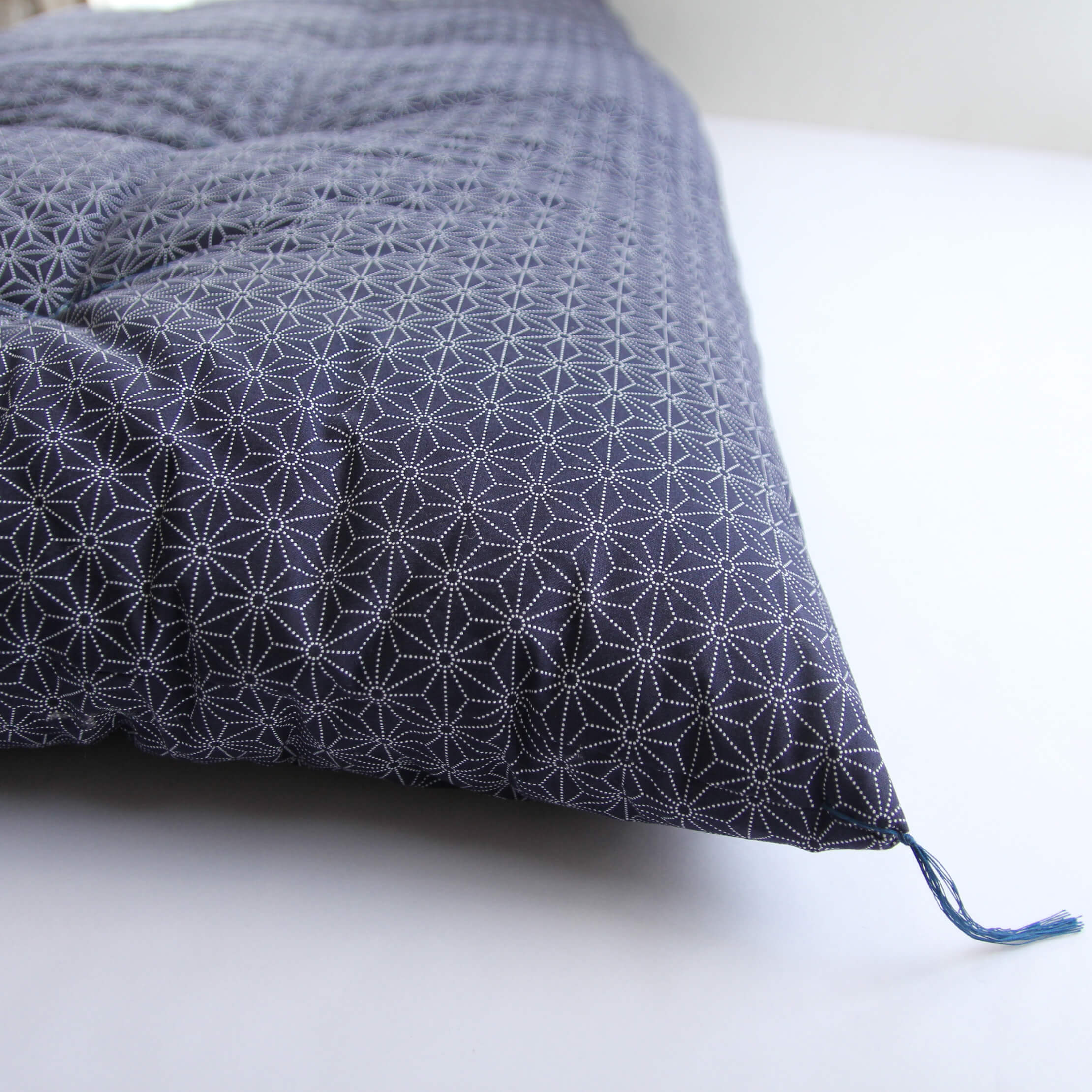 Japanese Futon Mattress, Artisan Handmade (Fabric: Flax Leaf Pattern Filling: Natural Cotton 100%) - 图片 8