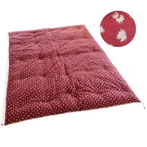Japanese Futon Quilt, Artisan Handmade (Fabric: Suzuneko pattern RED  Filling: Natural Cotton 100%)